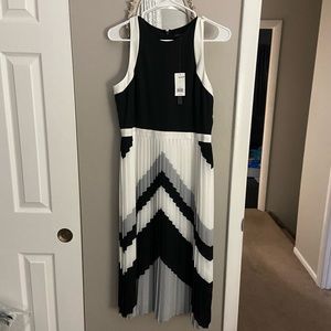 New with tags Banana Republic midi dress